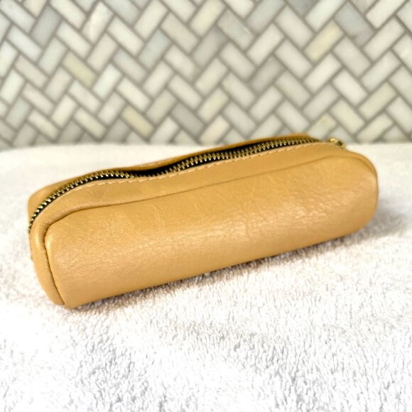 Portland Leather Goods Champagne Ballpark Pouch - Brand New - Picture 3 of 8